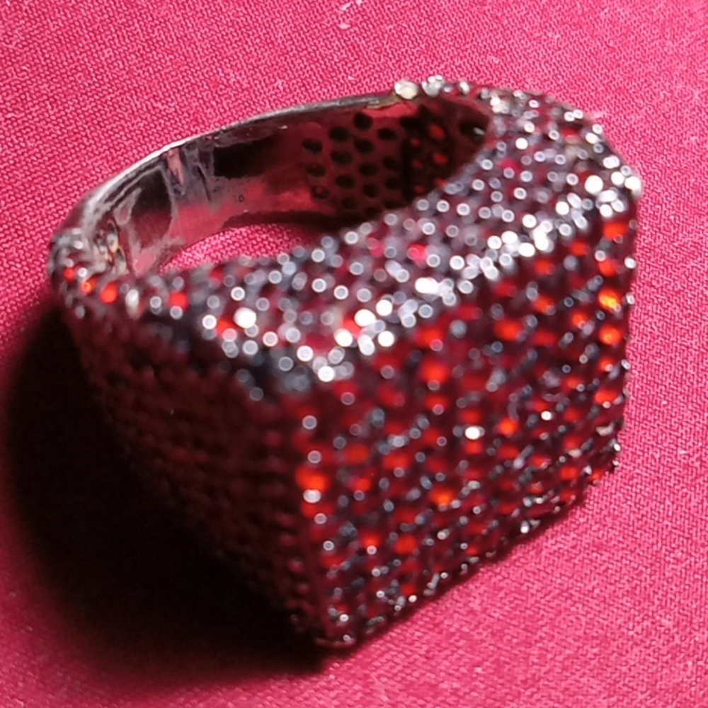Red diamond ring